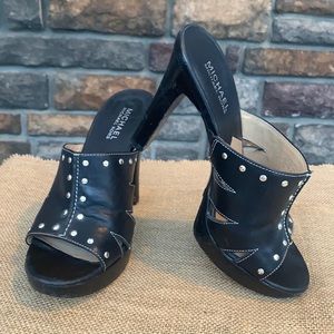 MICHAEL black studded platform sandals sz 7